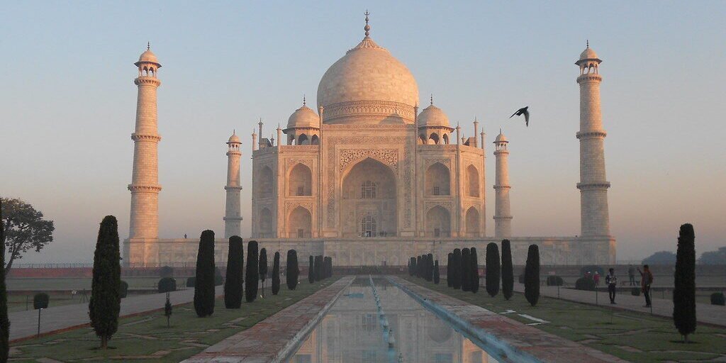 Taj Mahal Sunrise Tour